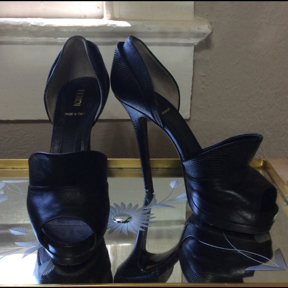 Fendi Black “Anemone” d’Orsay Heels